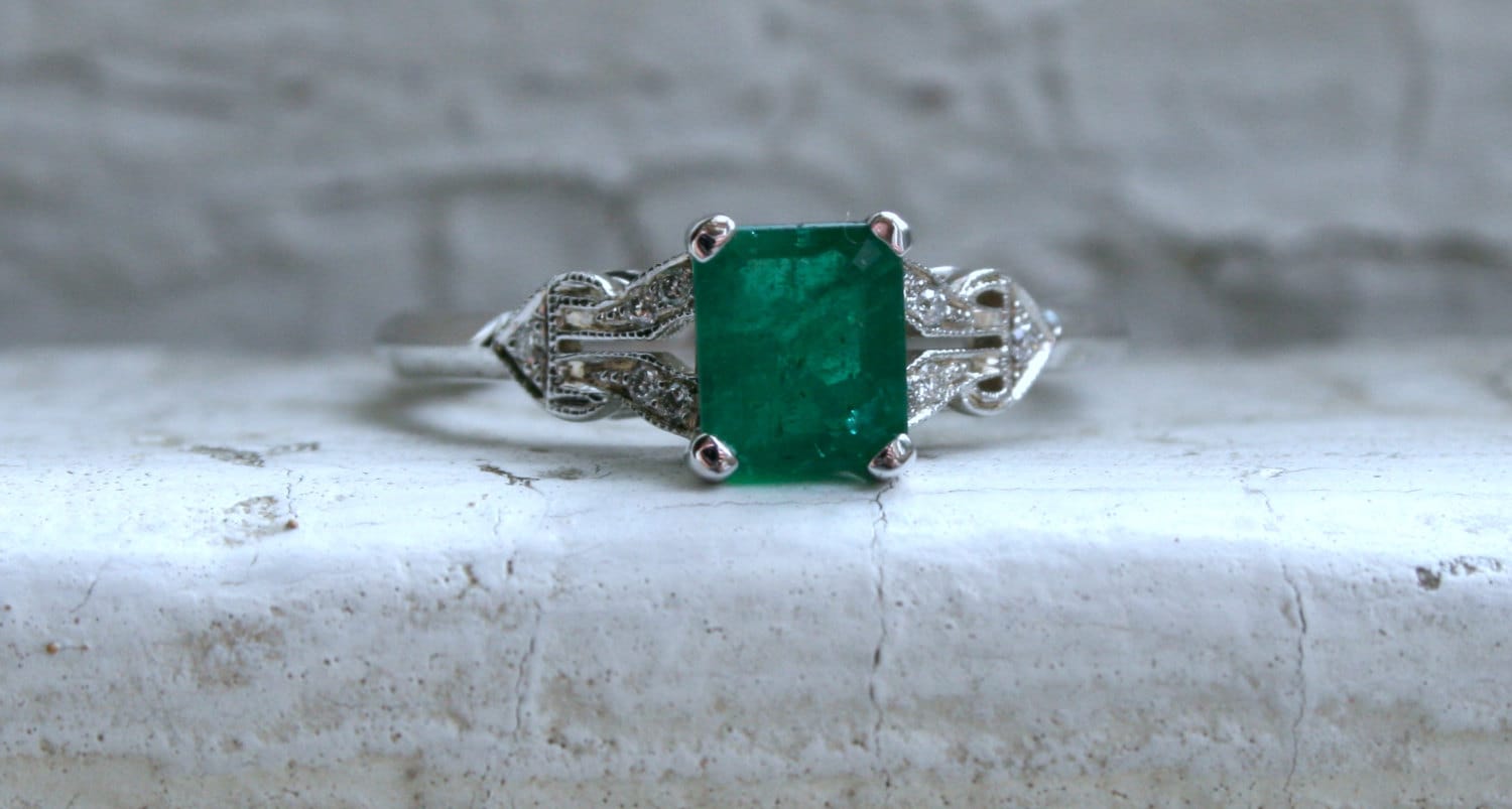 Vintage Inspired 18K White Gold Diamond and Emerald Engagement Ring Wedding Ring.