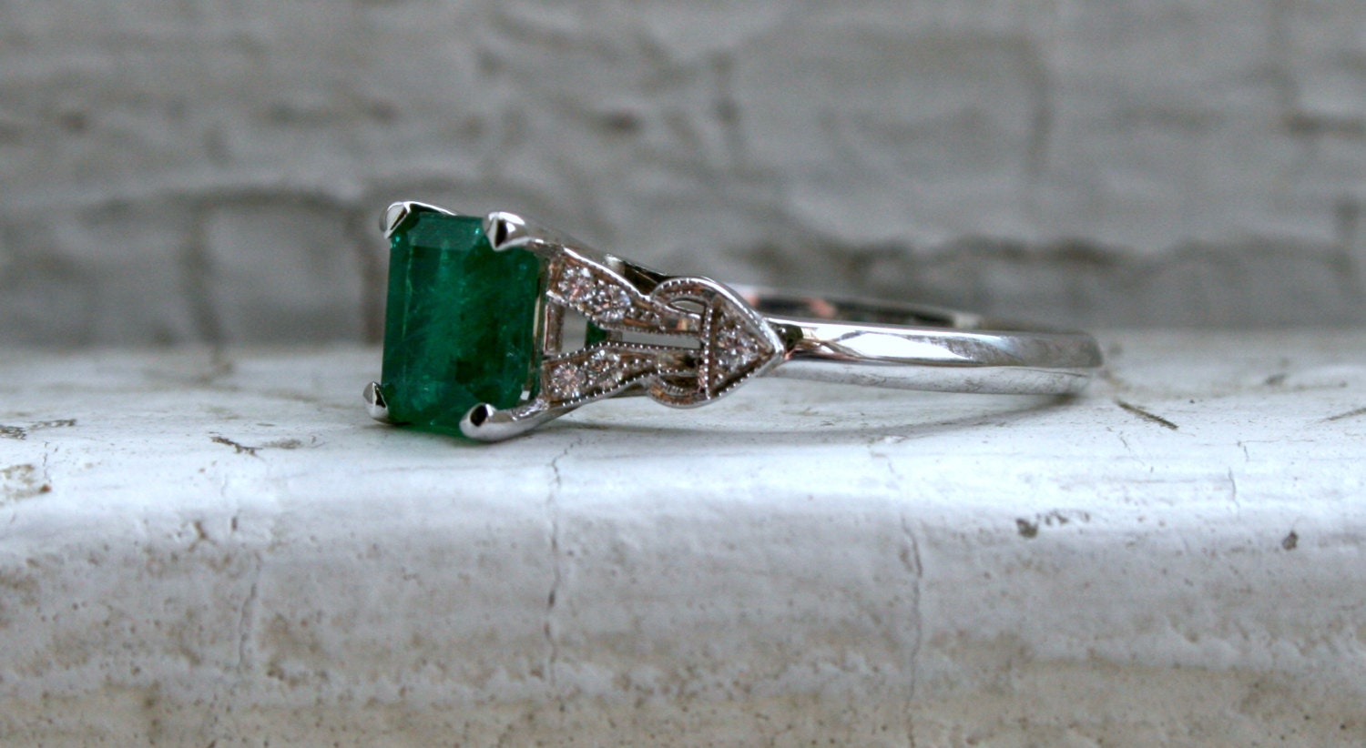 Vintage Inspired 18K White Gold Diamond and Emerald Engagement Ring Wedding Ring.