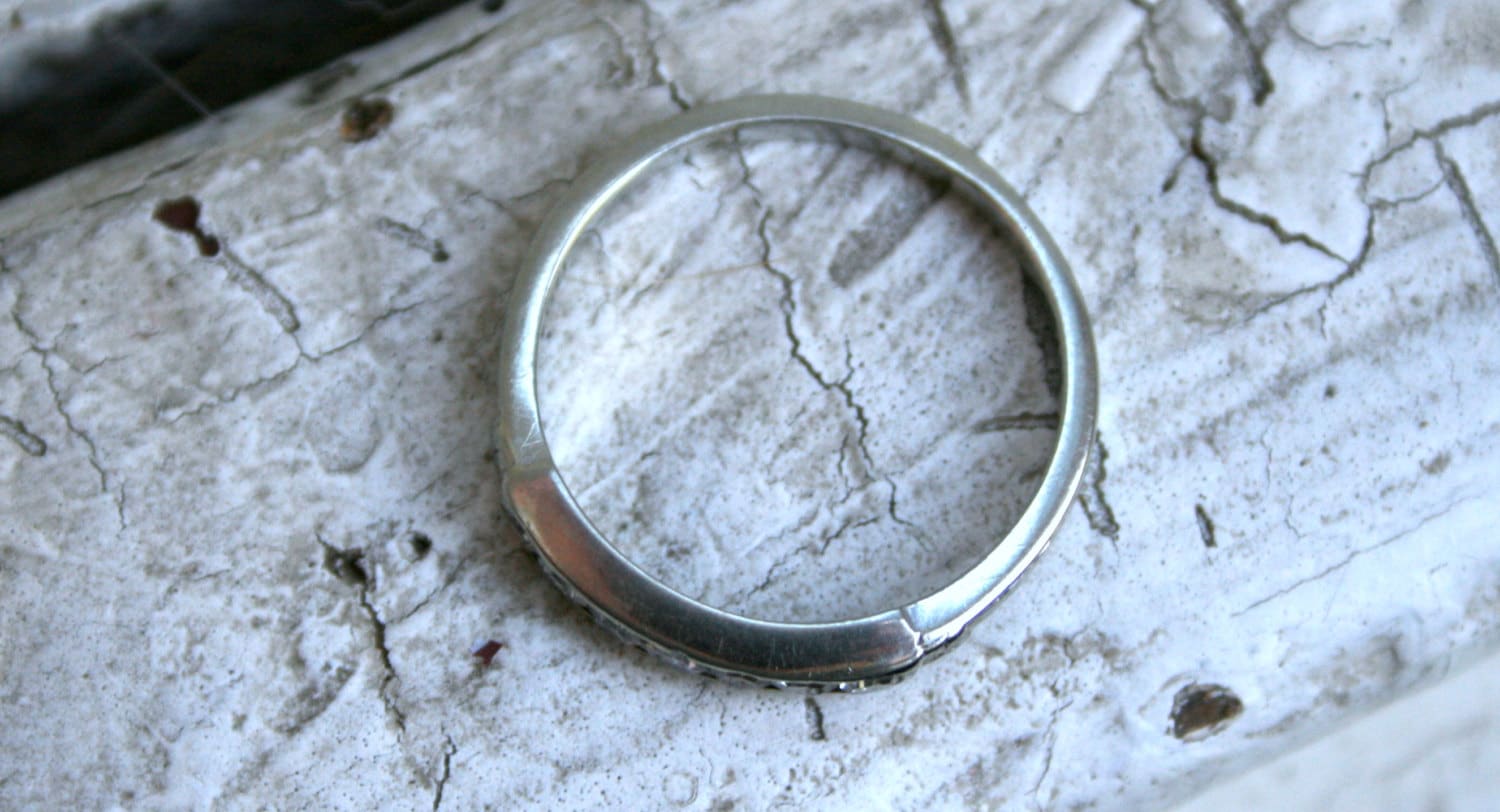 Art Deco Vintage 18K White Gold Diamond Channel Wedding Band - 0.21ct