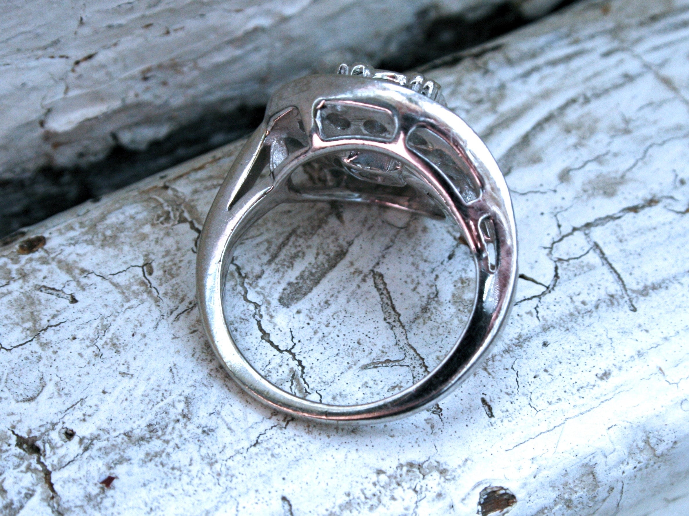 Swirly Vintage 14K White Gold Diamond Engagement Ring -0.75ct.