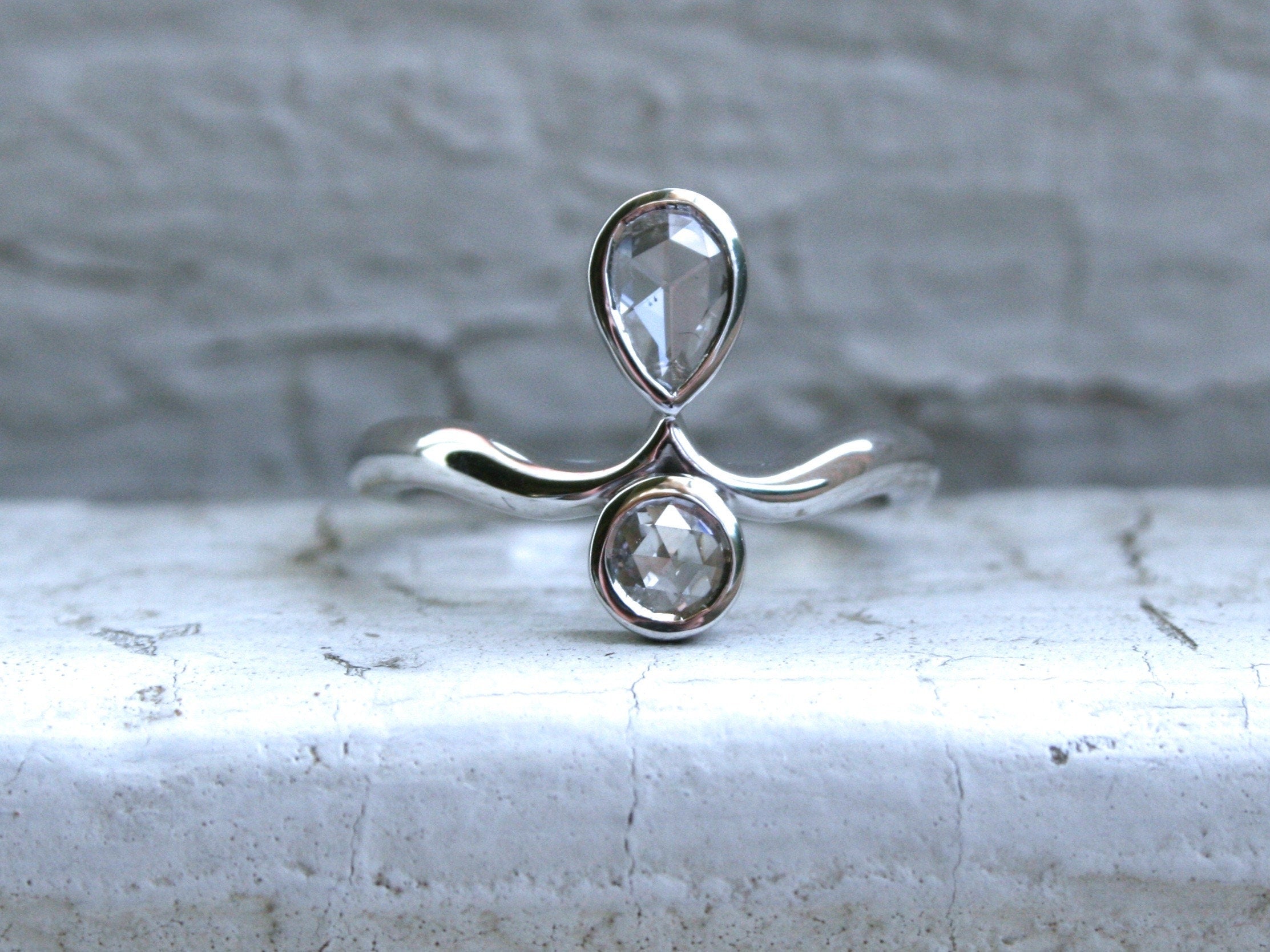 14K White Gold Antique Rose Cut Diamond Twin Stone Ring (0.60ct)