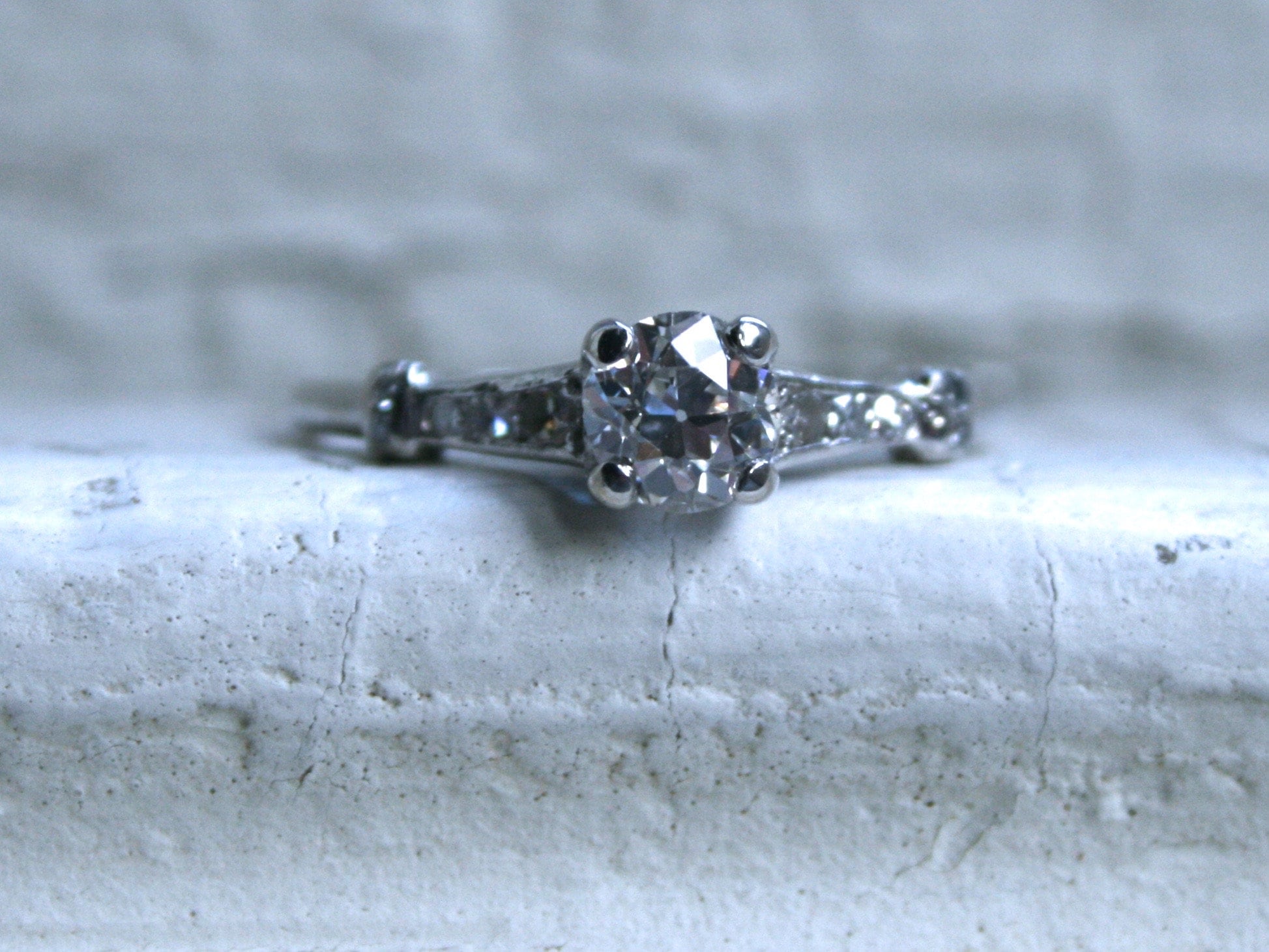 Gorgeous Antique Platinum Diamond Engagement Ring - 0.75ct.