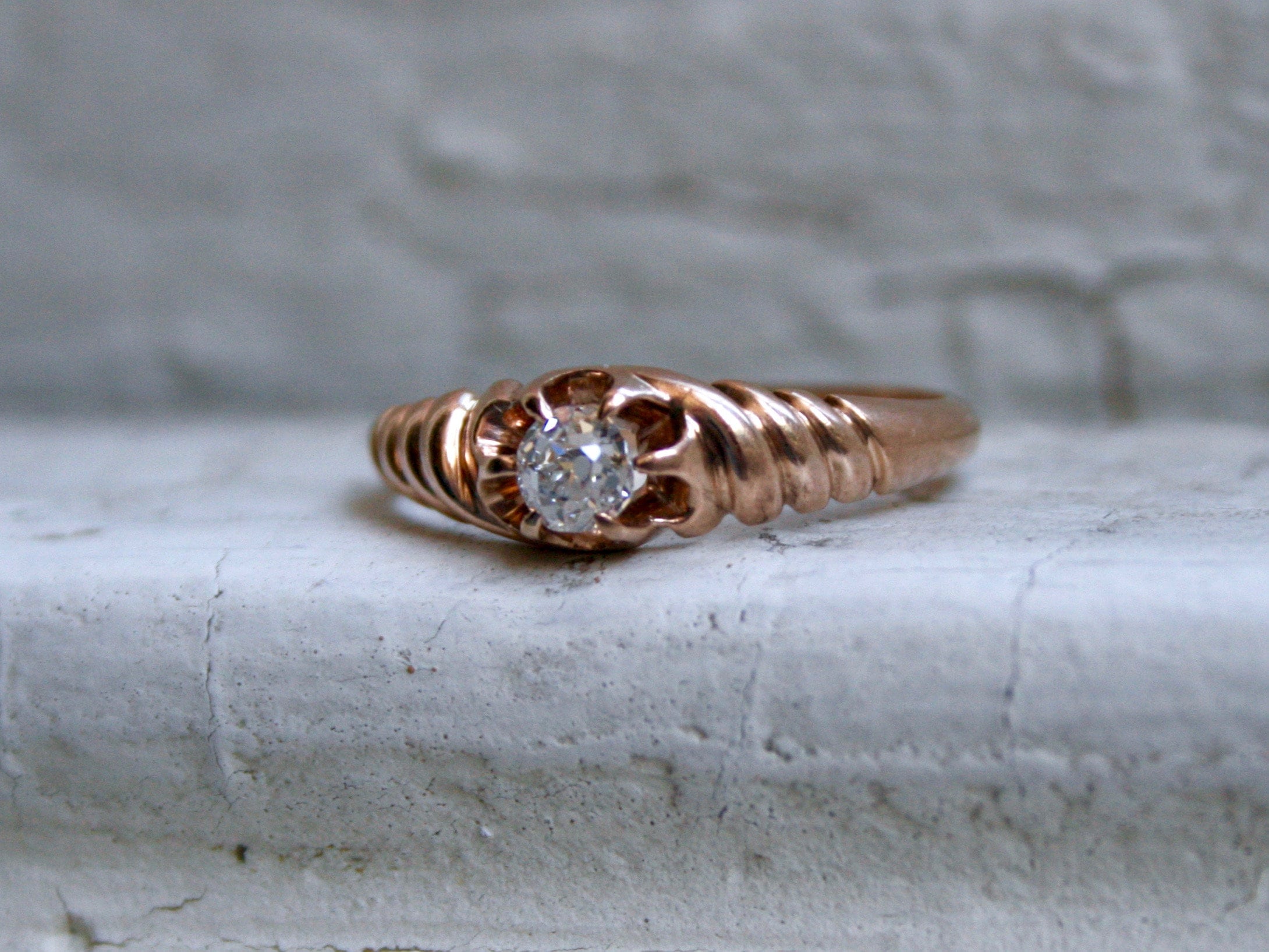Beautiful Antique 10K Rose Gold Diamond Solitaire Engagement Ring - 0.33ct.