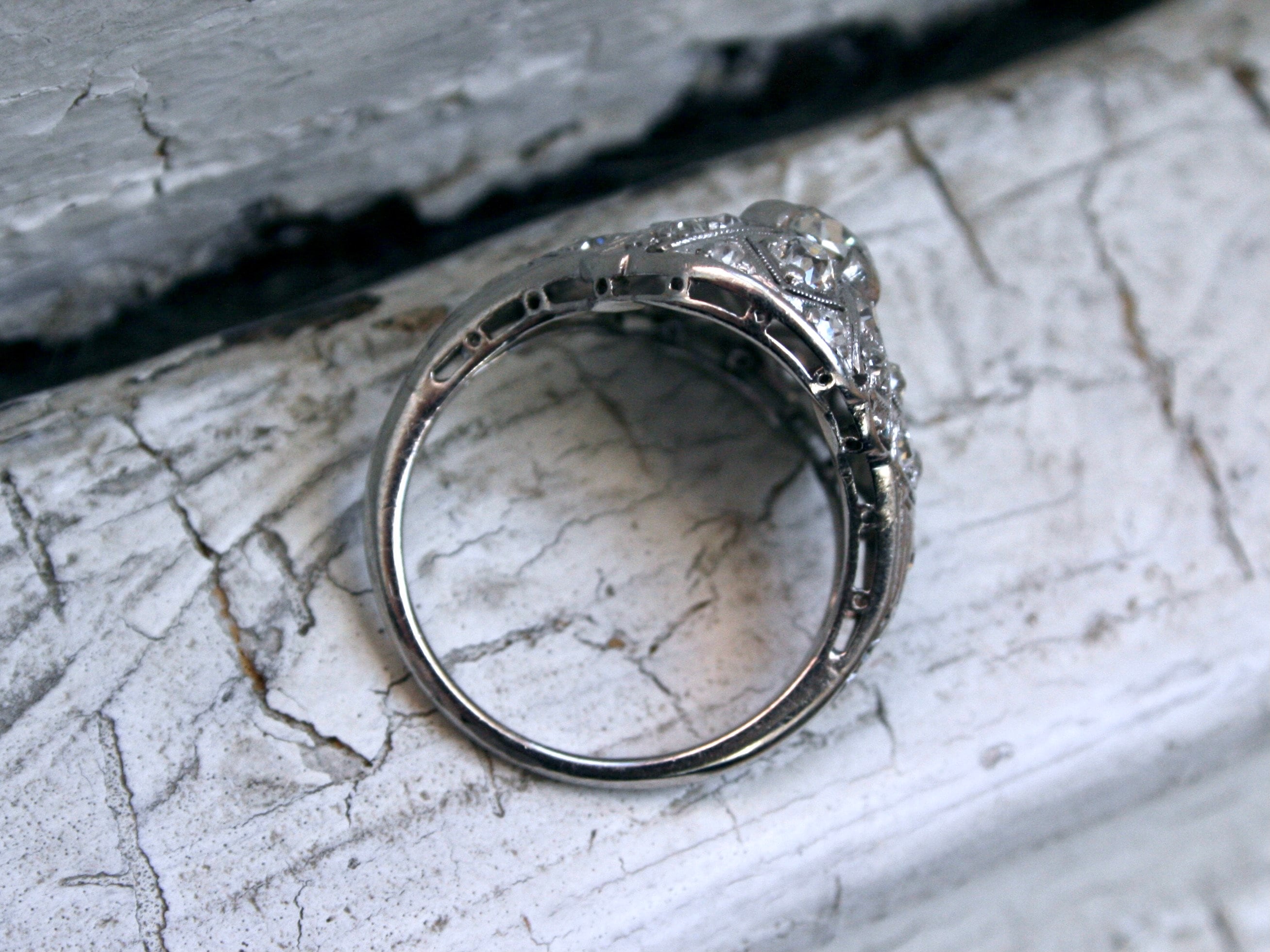 Gorgeous Art Deco Vintage Platinum Diamond Cluster Ring Wedding Ring - 1.94ct.