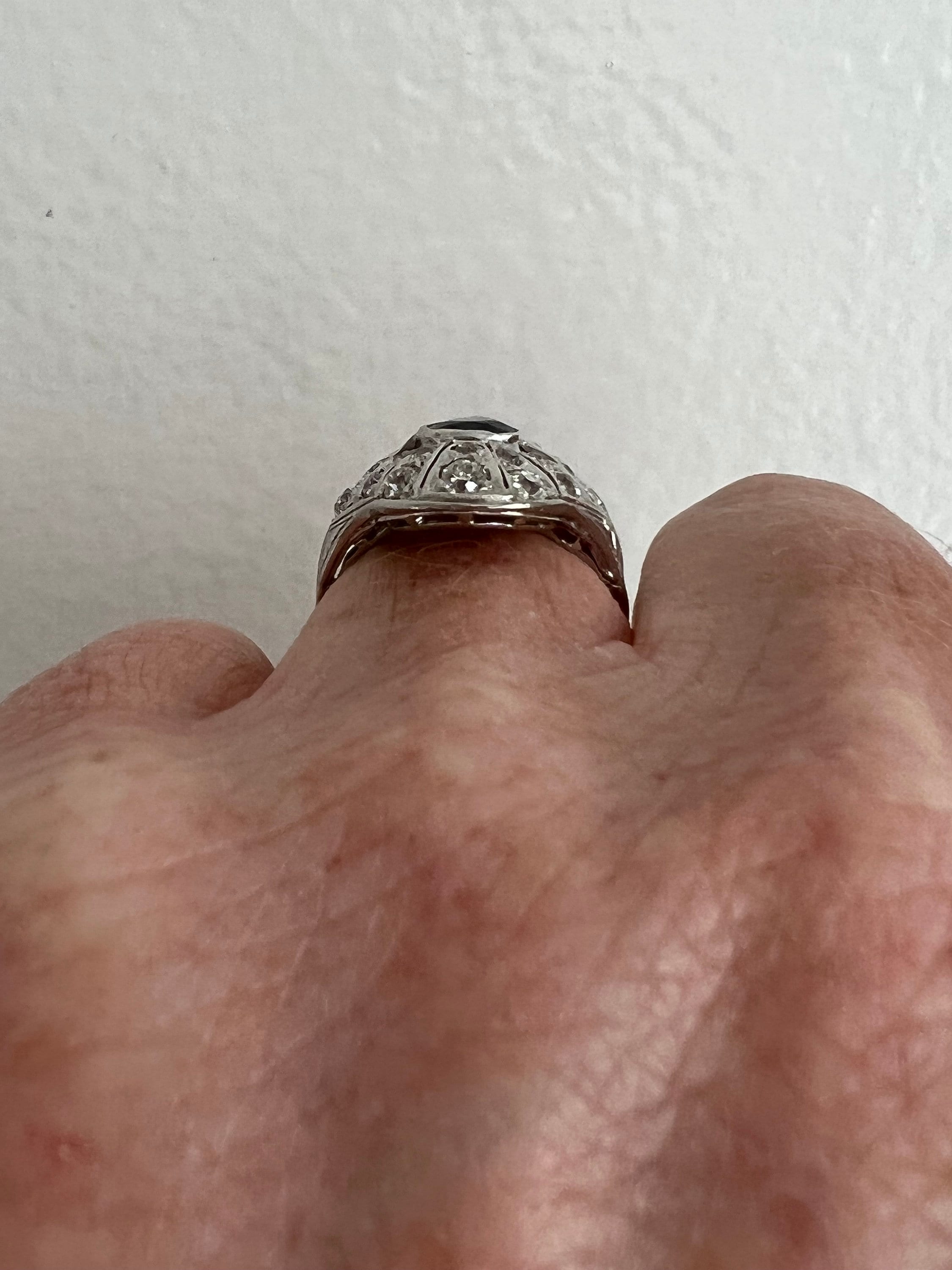 Stunning Art Deco Vintage Platinum Sapphire and Diamond Engagement Ring - 1.48ct.