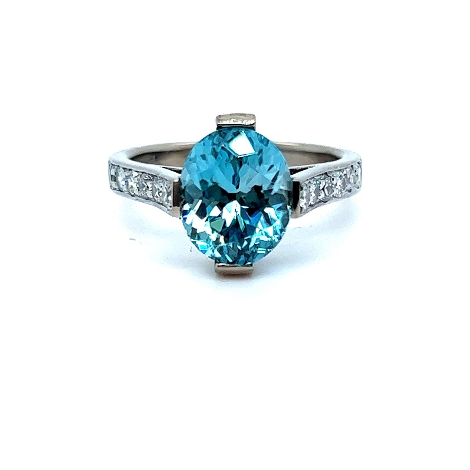 Stunning Vintage 18K White Gold Diamond and Blue Zircon Engagement Ring - 4.36ct.