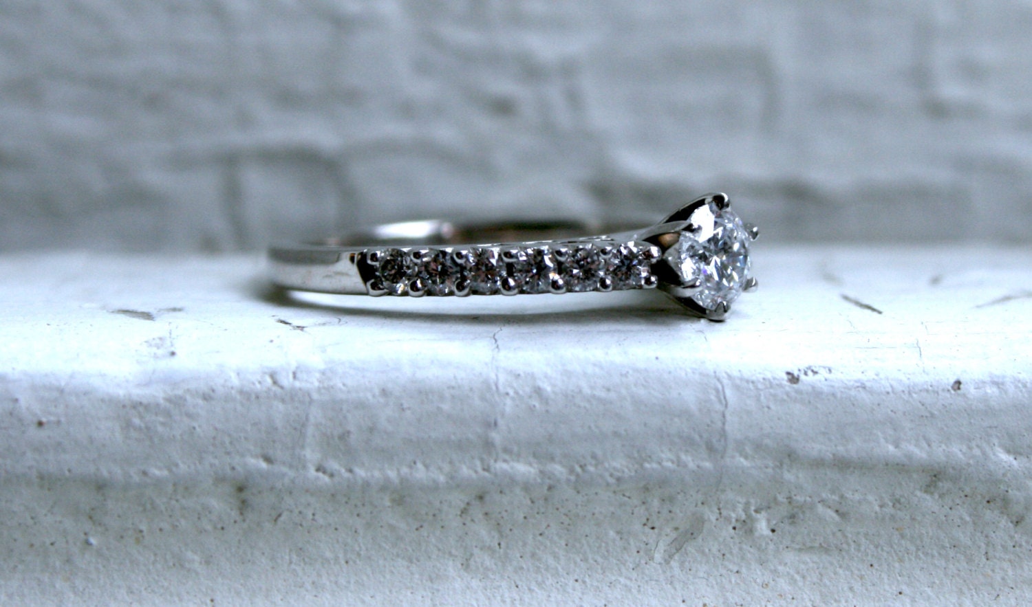 Vintage 14K White Gold Diamond Engagement Ring.