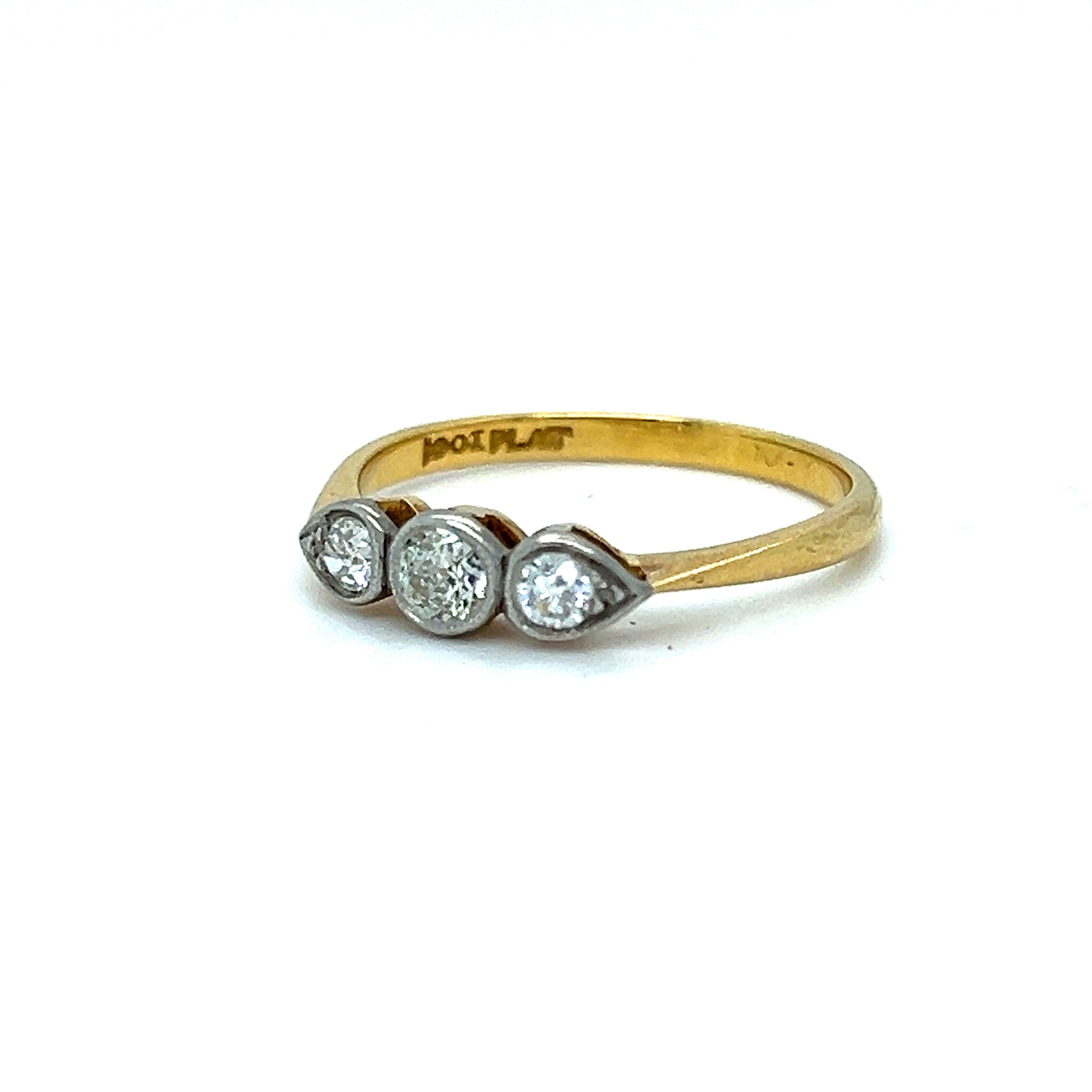 Antique 18K Yellow Gold Platinum Diamond Three Stone Ring Engagement Ring.