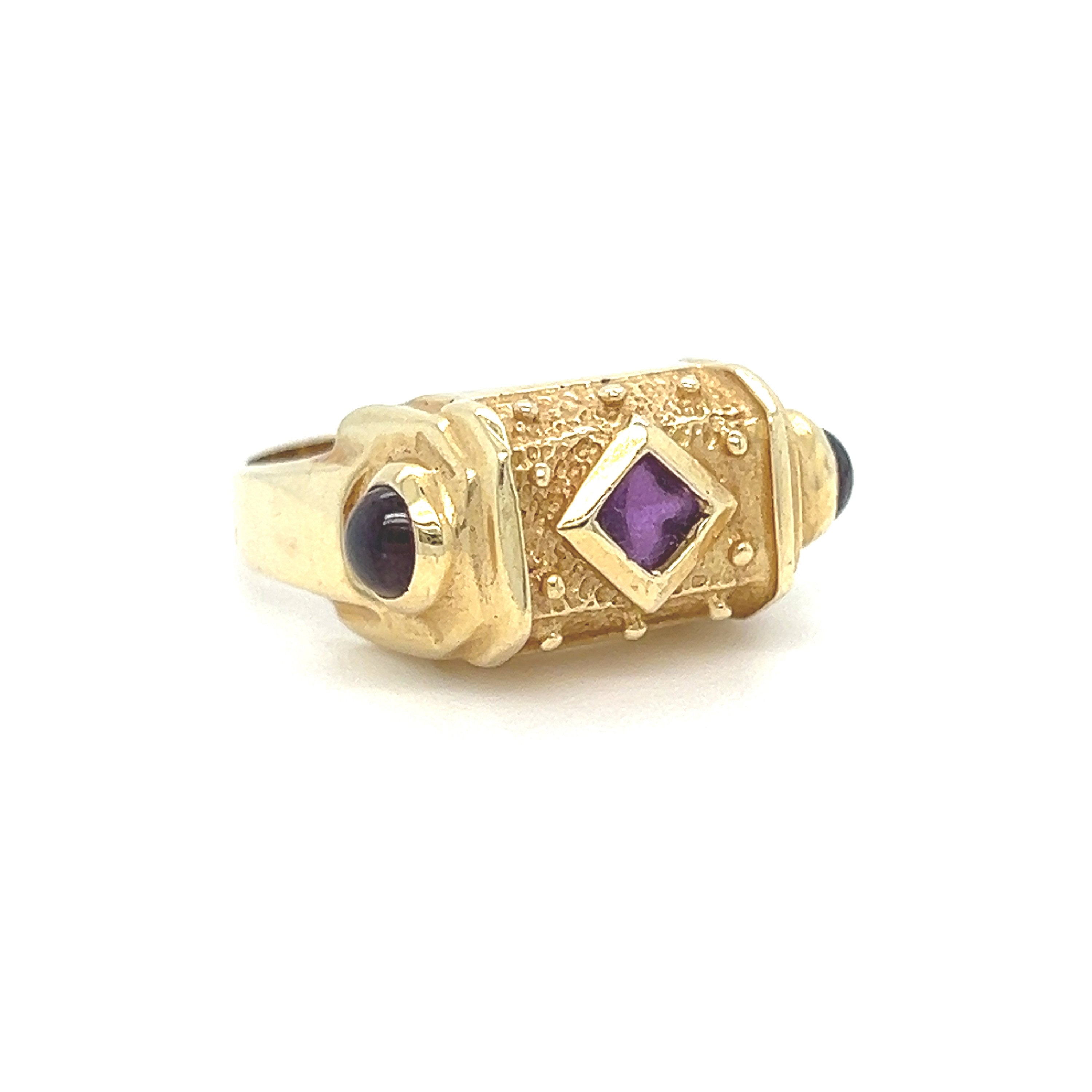 Unique Vintage 14K Yellow Gold  Ruby Ring.