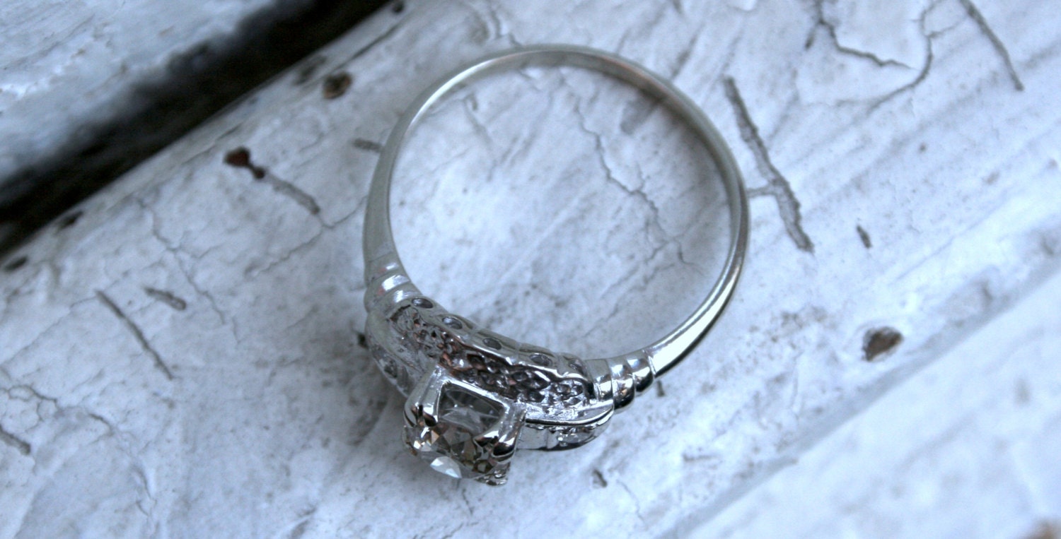 Vintage Floral 14K White Gold Diamond Engagement Ring - 0.71ct.
