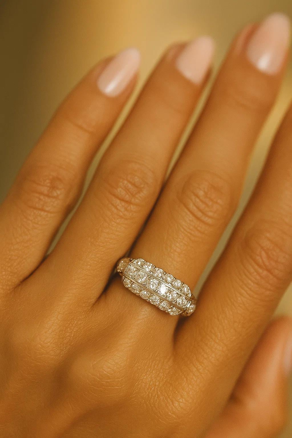 Stunning Vintage Three Row Diamond Platinum Band - 0.84ct.