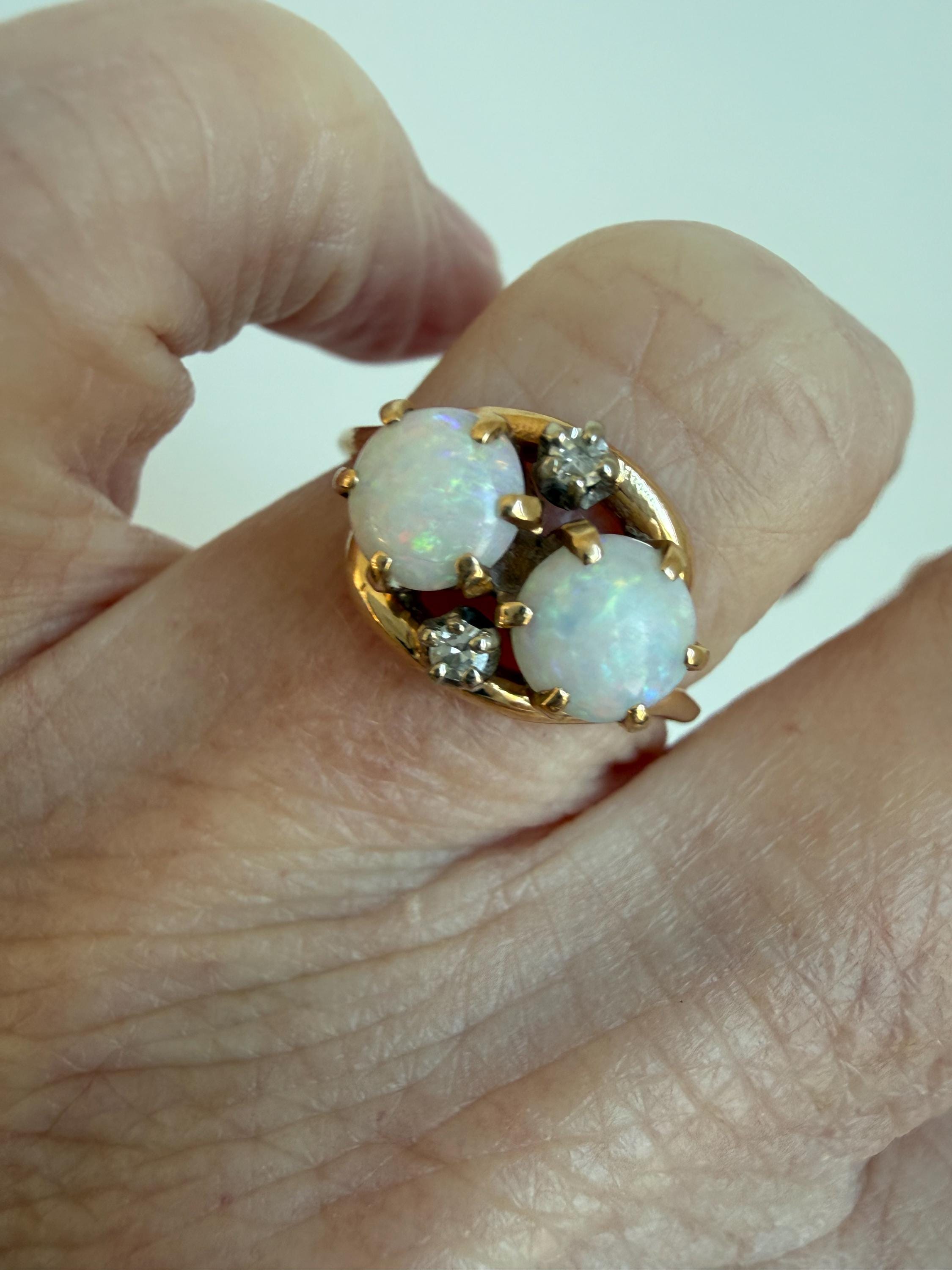Stunning Antique 14K Yellow Gold Opal and Diamond Twin Stone Ring.