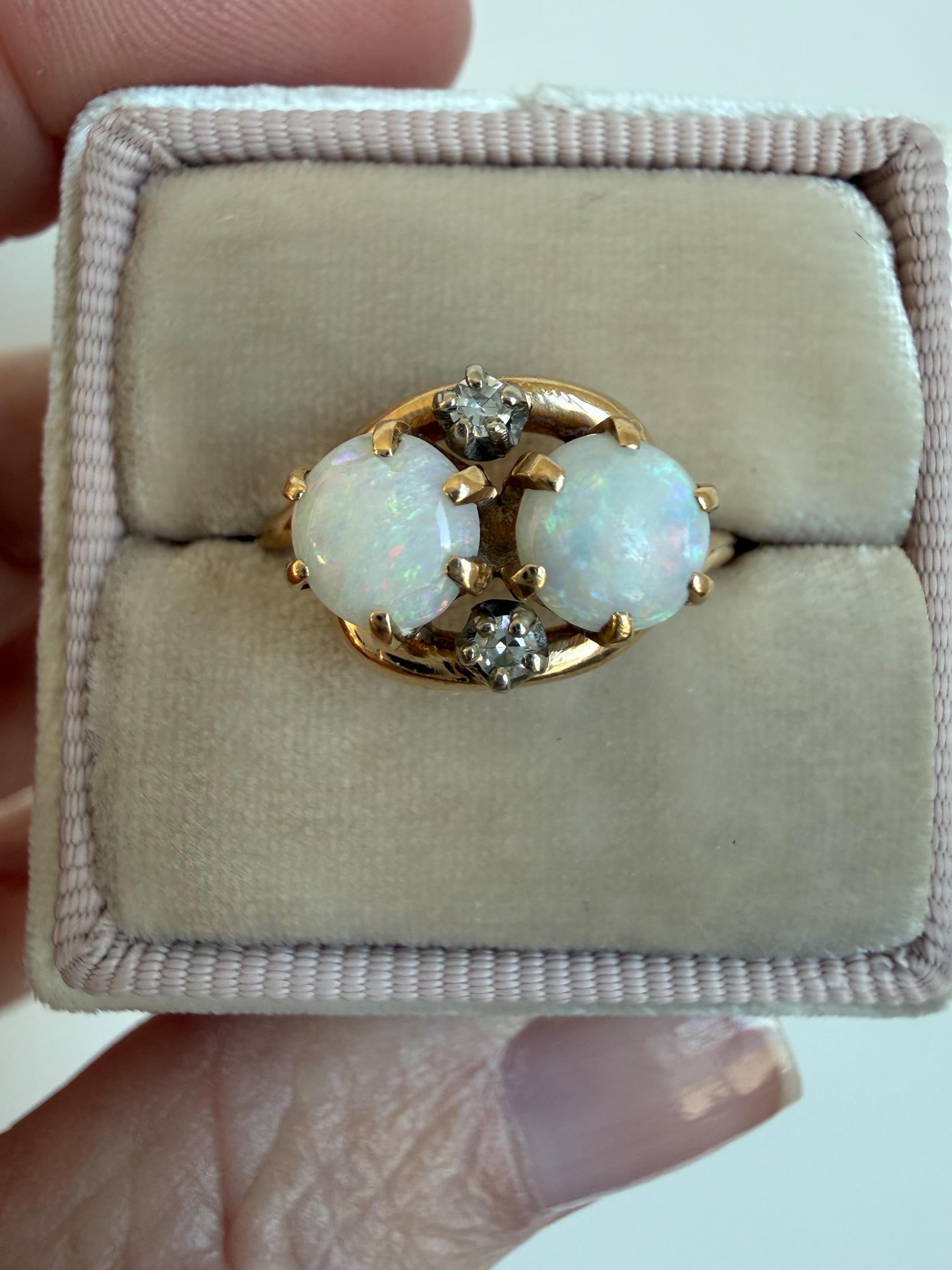 Stunning Antique 14K Yellow Gold Opal and Diamond Twin Stone Ring.