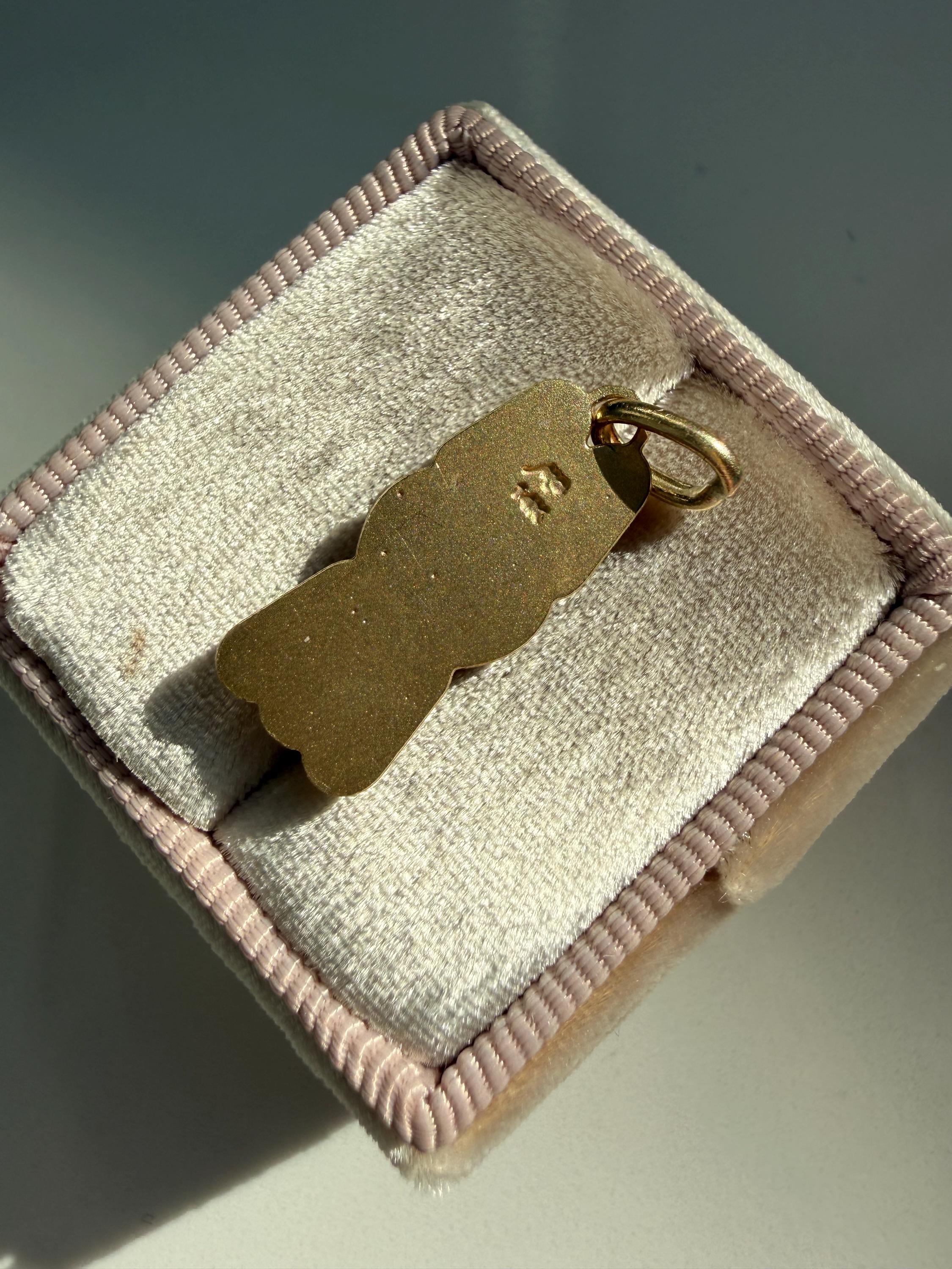 Vintage 14K Yellow Gold MOM Pendant/ Charm.