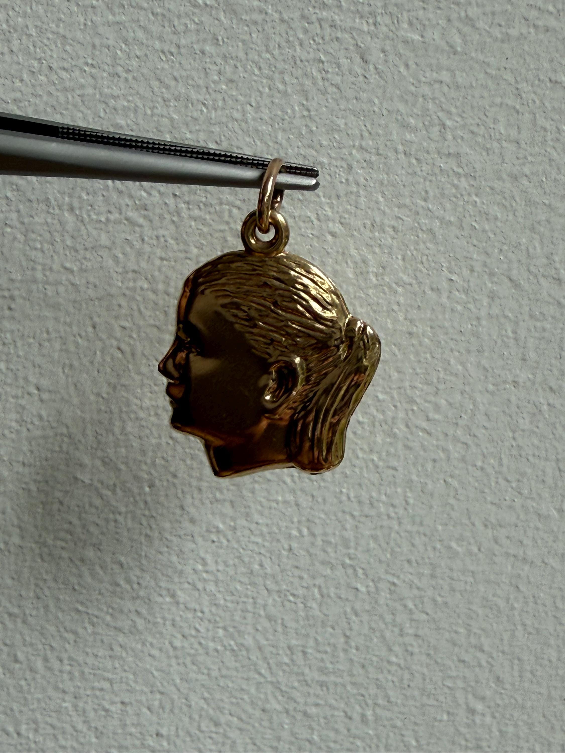 Vintage 14K Yellow Gold Large Girl Head Charm/ Pendant.