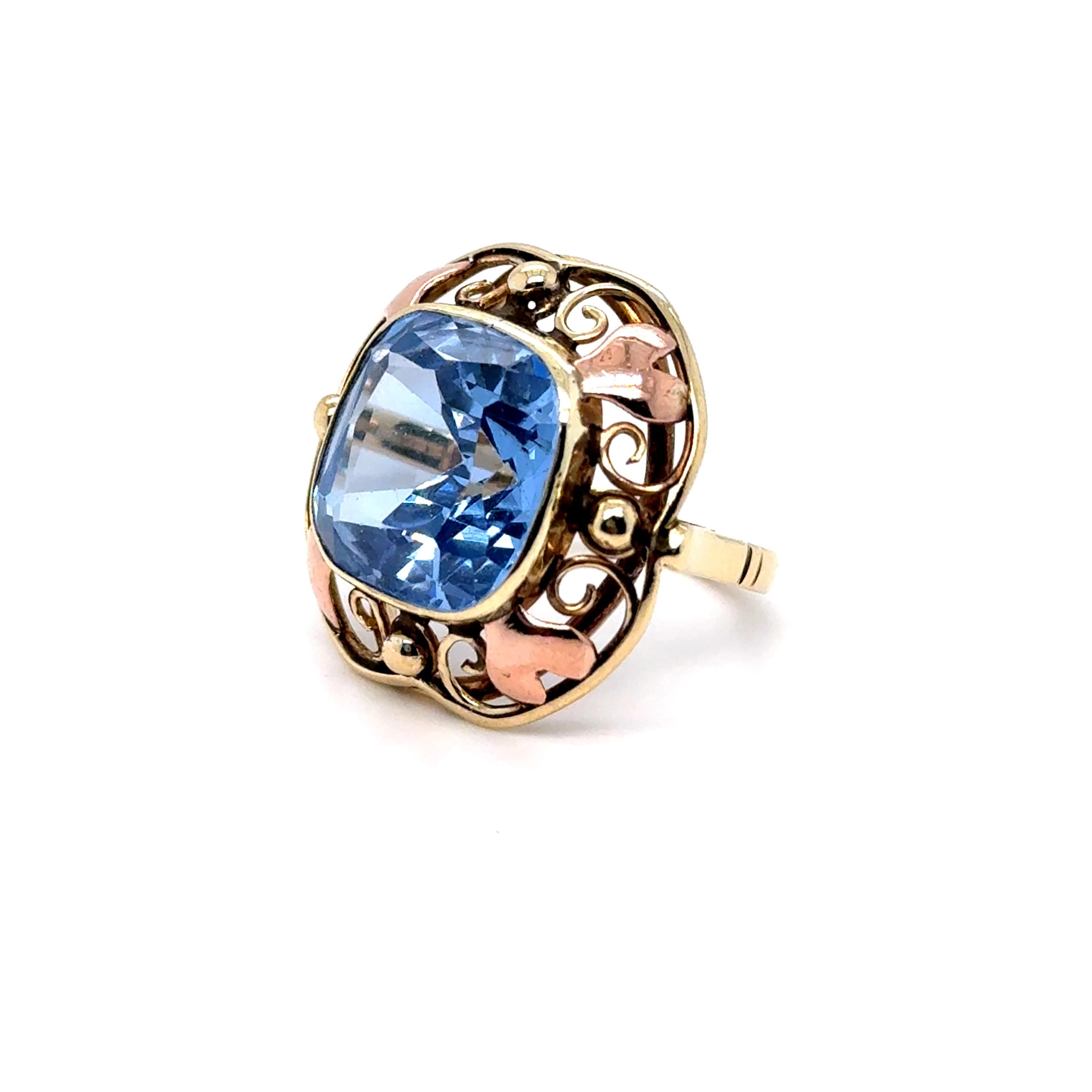 Vintage 14K Yellow and Rose Gold Blue Topaz Ring - 15.00cts - Dutch