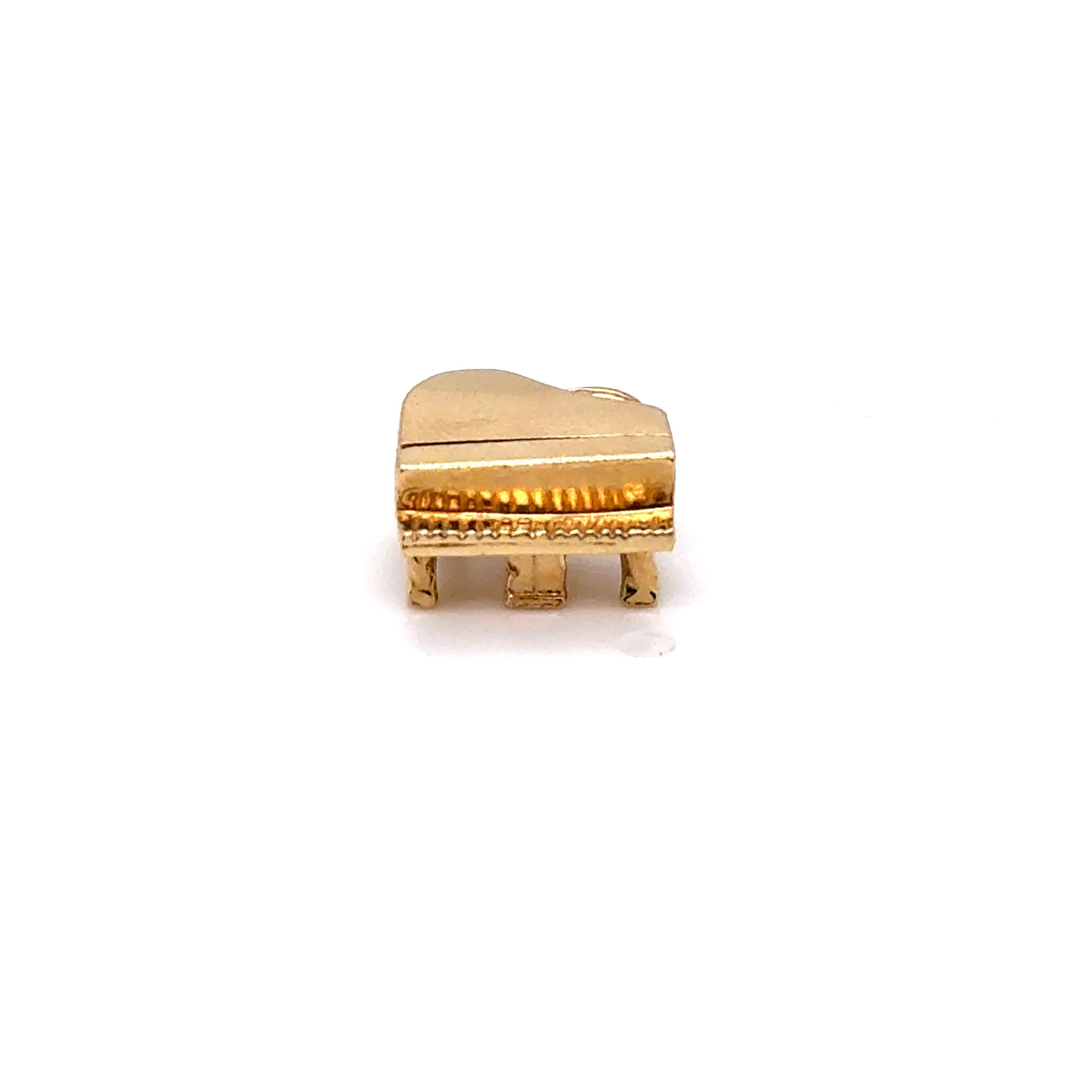 Vintage 10K Yellow Gold Piano Charm/ Pendant.