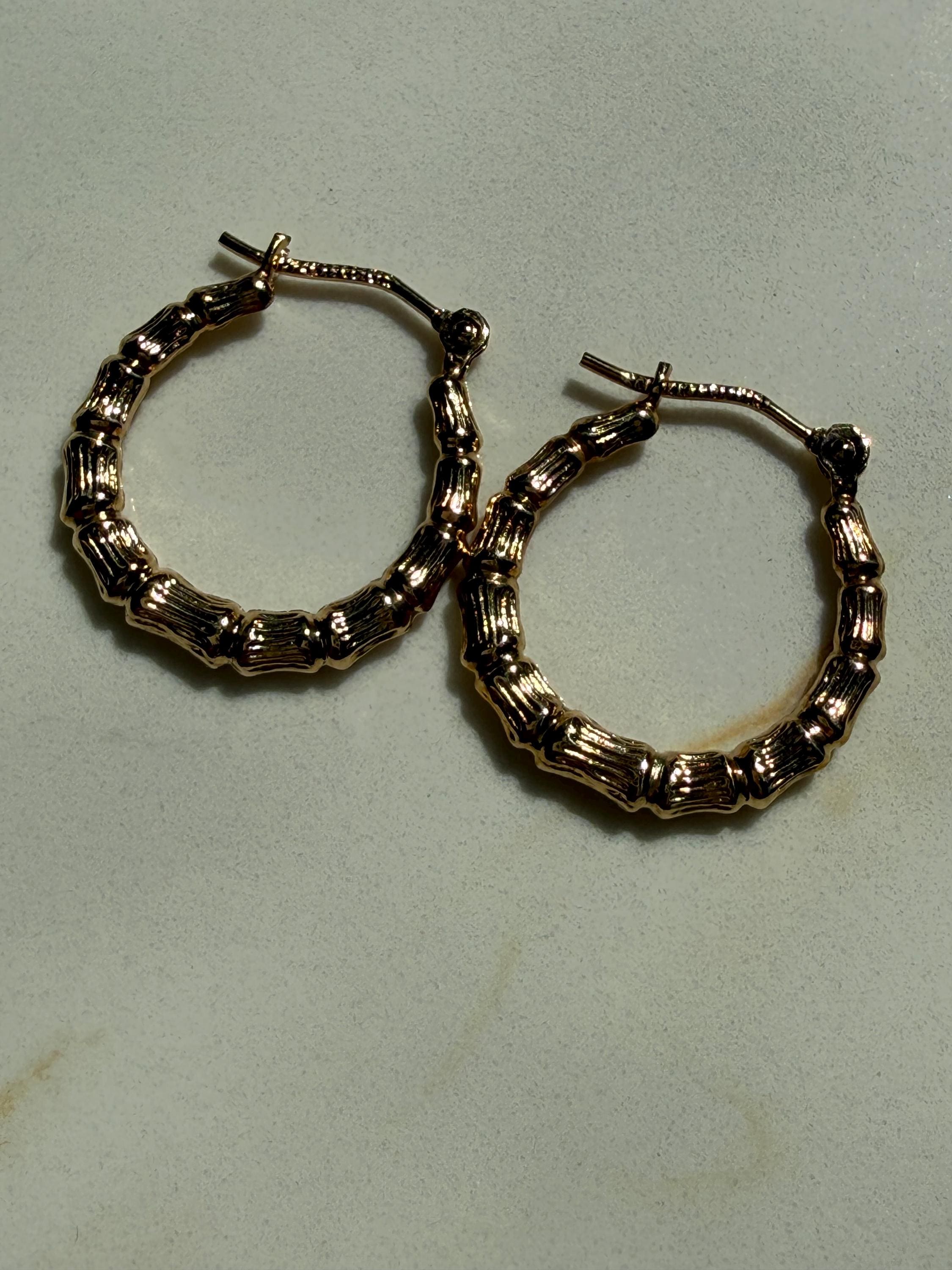 Cute Vintage 14K Yellow Bamboo Hoop Earrings.