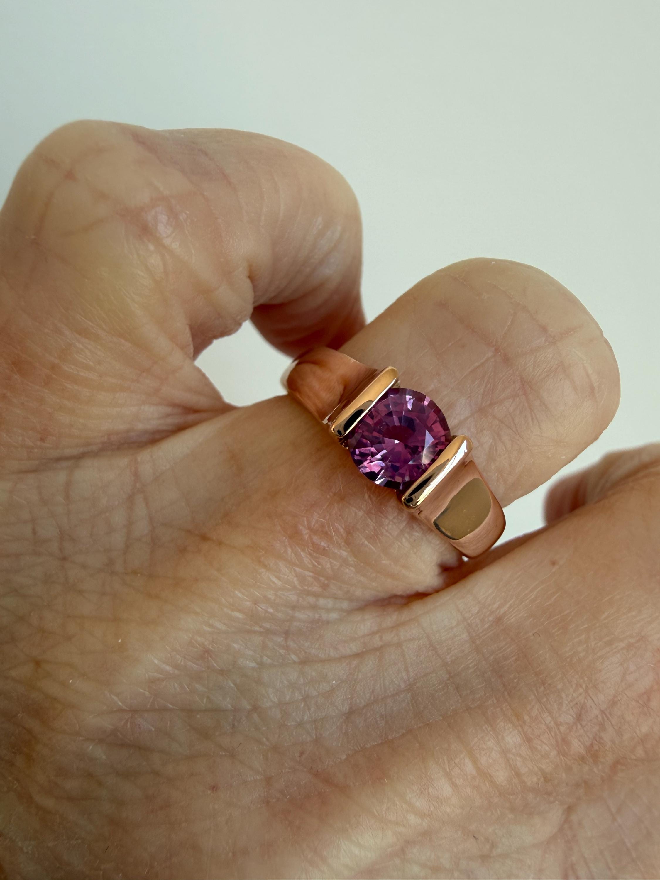 Beautiful Vintage 14K Rose Gold Pink Sapphire Solitaire Engagement Ring - 1.00ct