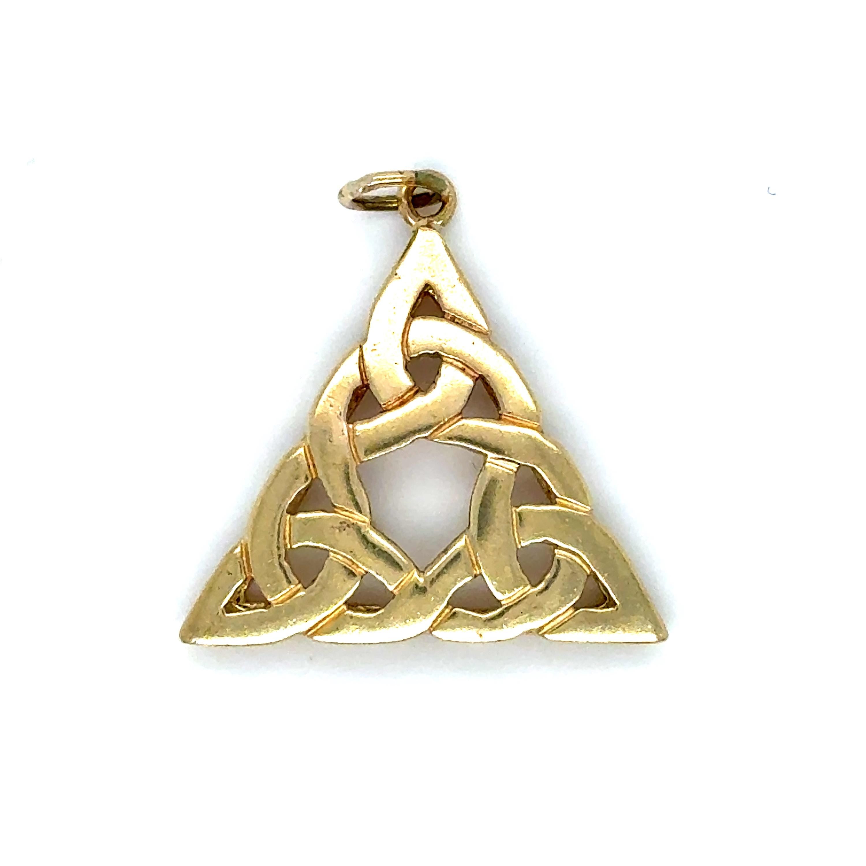 Vintage 14K Yellow Gold Celtic Trinity Knot Charm Triquetra.