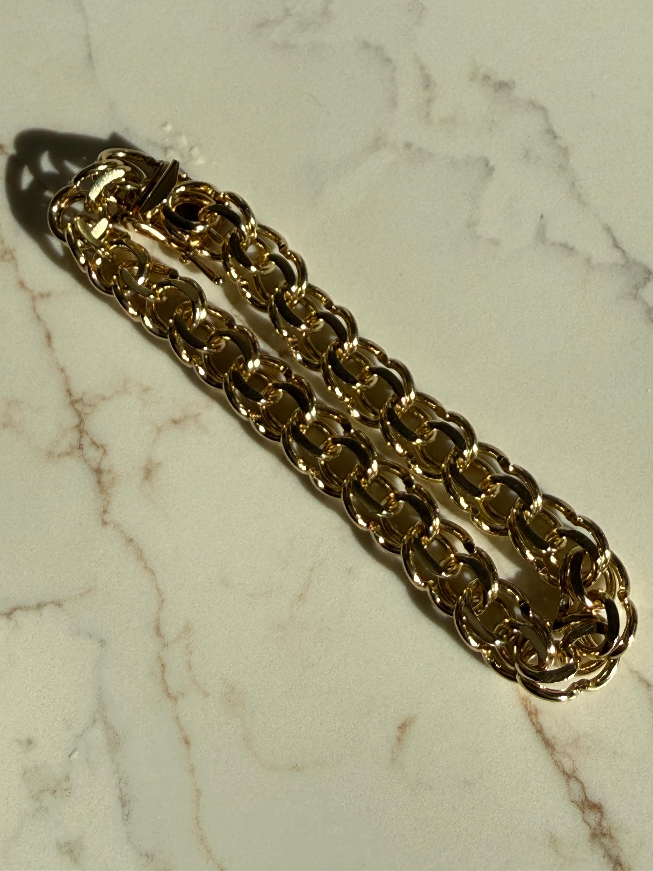 Vintage 14K Yellow Gold Bracelet Bracelet Charm Bracelet.