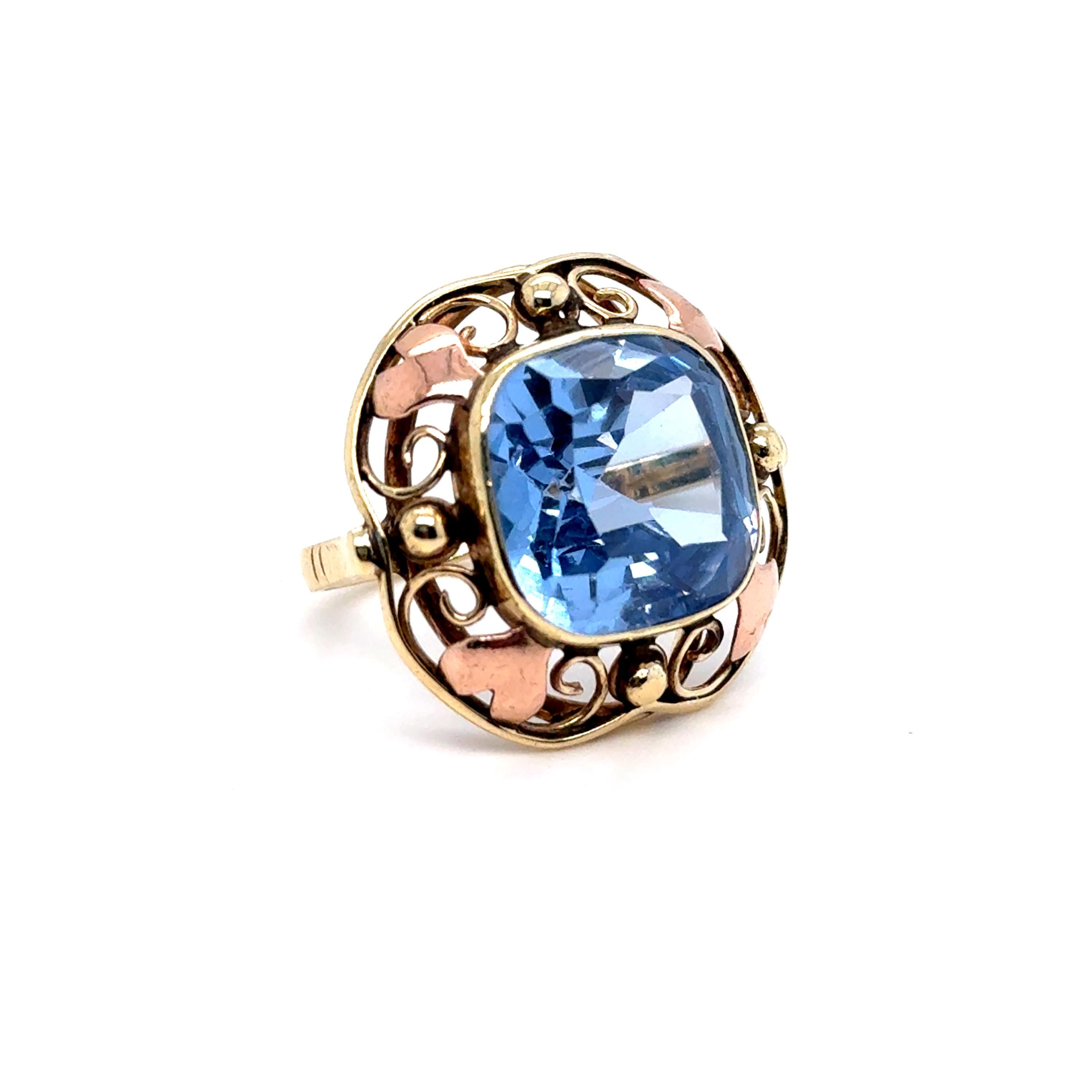 Vintage 14K Yellow and Rose Gold Blue Topaz Ring - 15.00cts - Dutch