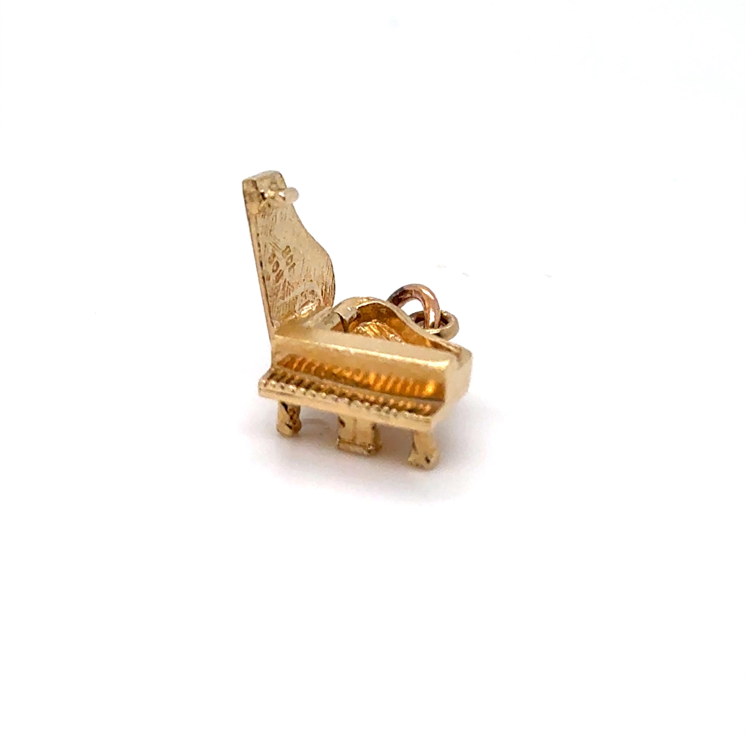 Vintage 10K Yellow Gold Piano Charm/ Pendant.