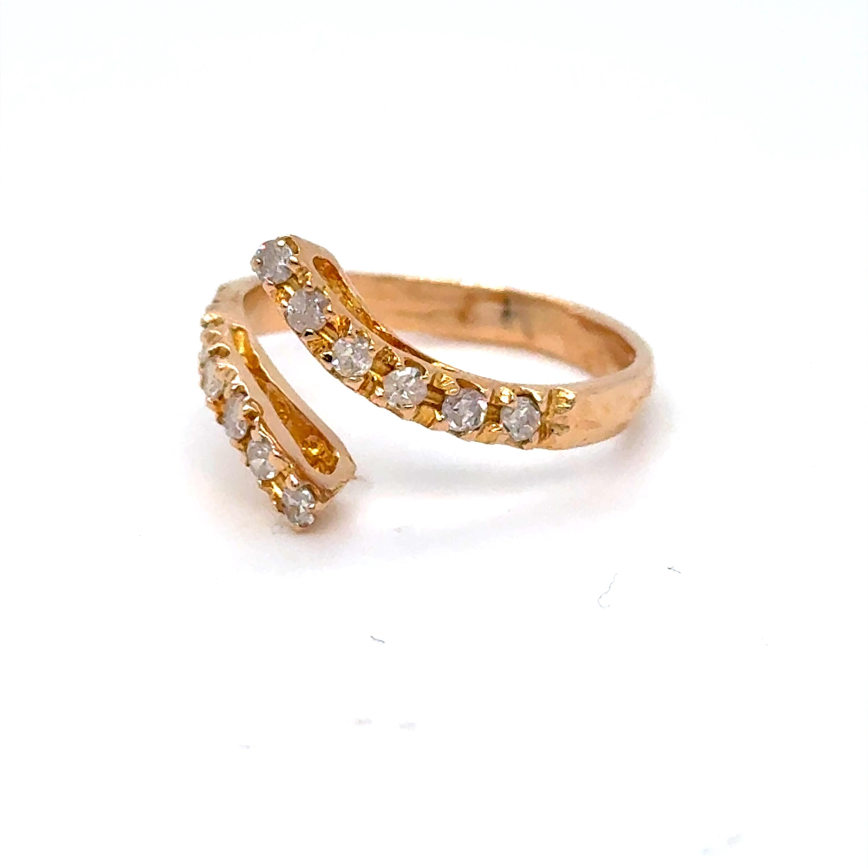 Vintage 18K Yellow Gold Diamond ByPass Ring - 0.48ct.