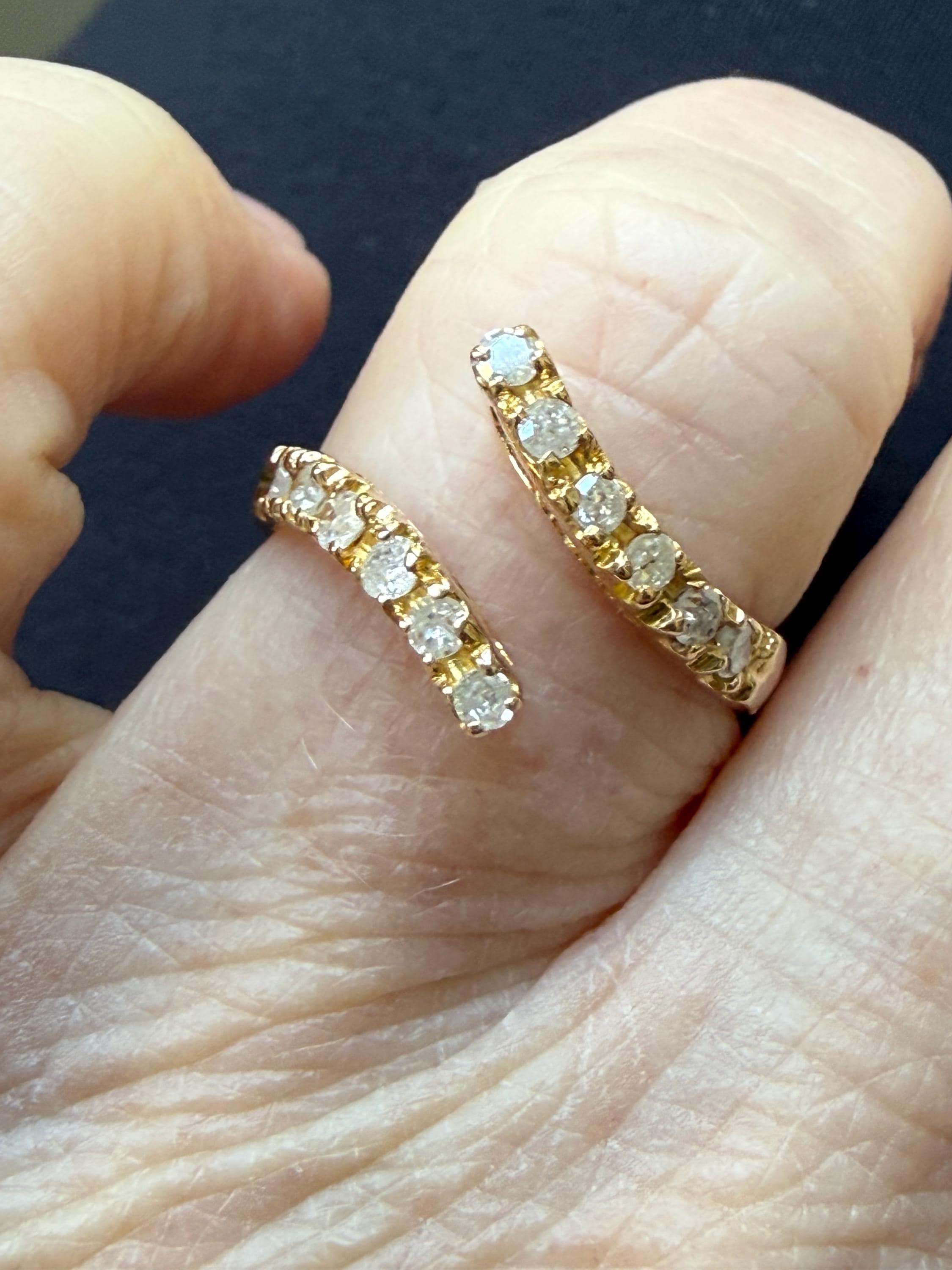 Vintage 18K Yellow Gold Diamond ByPass Ring - 0.48ct.
